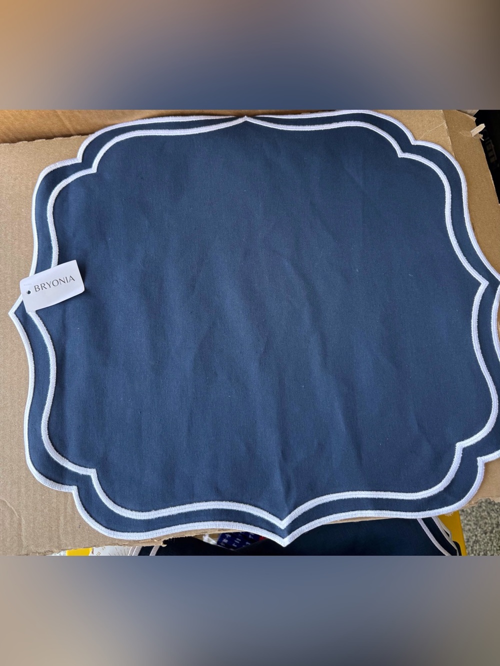 BRYONIA Navy Decorative Placemat with White Trim
